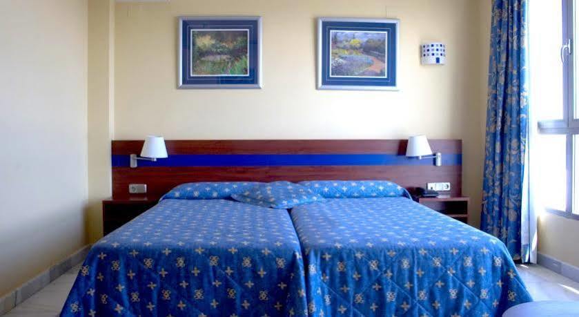 Apartamentos Turisticos Biarritz - Bloque I Gandía Eksteriør bilde
