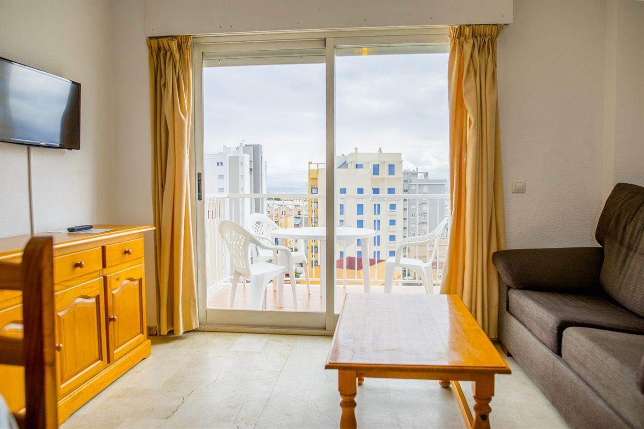 Apartamentos Turisticos Biarritz - Bloque I Gandía Eksteriør bilde