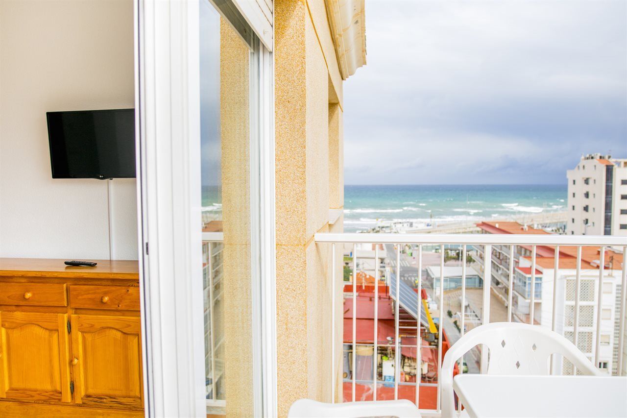 Apartamentos Turisticos Biarritz - Bloque I Gandía Eksteriør bilde